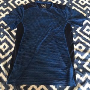 Moving! Must Sell: NWOT Under Armour men’s shirt